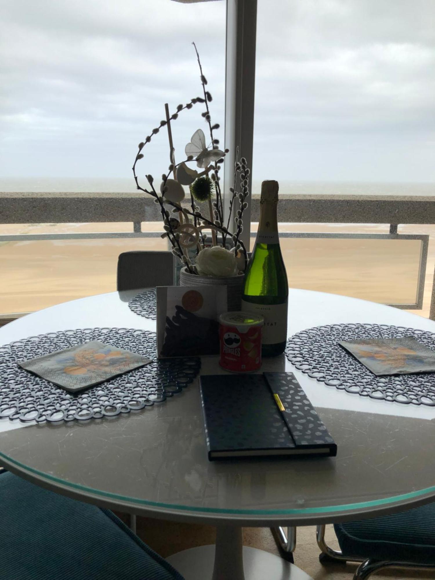 Appartamento Enjoy@Sea Ostenda Esterno foto